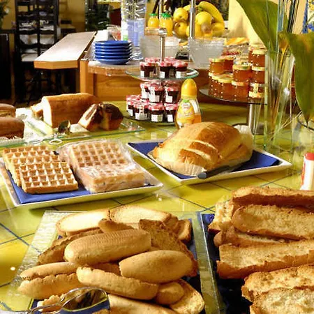 Hotel Les Reflets Jaunes 3*