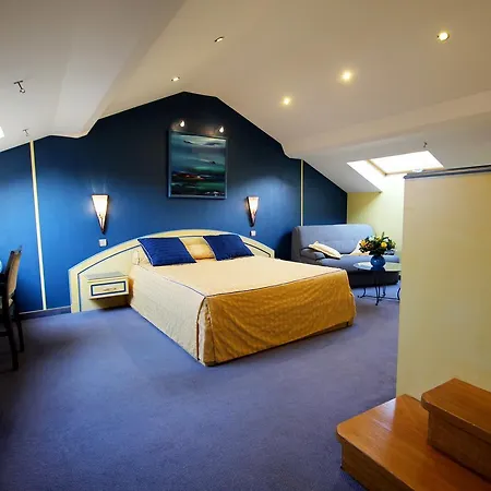 瑞福莱斯约恩酒店 3*